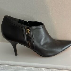Ann Taylor leather bootie